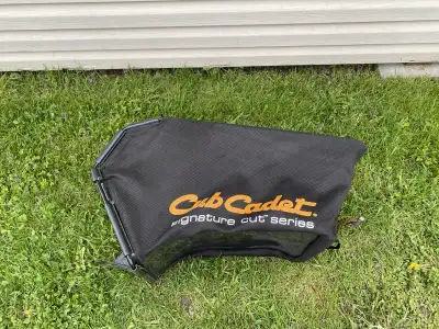 SAC NEUF POUR TONDEUSE CUB CADET / TROY BILT / MTD, View more