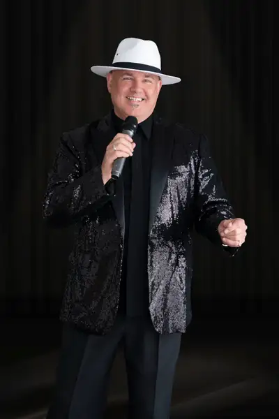 Chanteur Musicien pour Ainées en Résidence RPA et CHSLD, View more