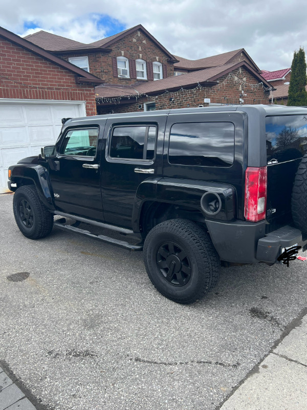 2008 Hummer H3 4WD 4dr SUV in Cars & Trucks in City of Toronto - Image 4