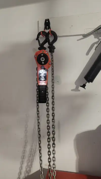 CM Columbus Mckinnon 653A 3/4 Ton  ratchet hoist, View more