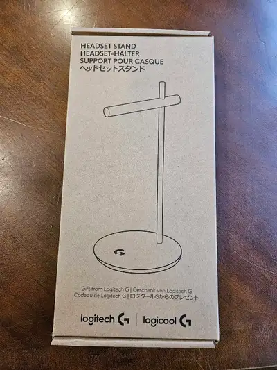 This Logitech Headset Stand is perfect for keeping your gaming headset organized and accessible. It...