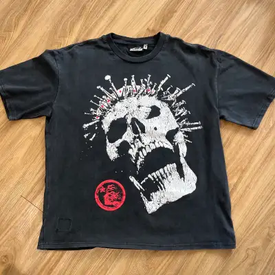 Hellstar Graphic Logo Skulls Swords T-Shirt - affliction/grunge, View more