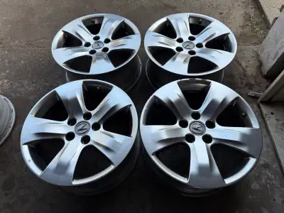 STILL AVAILABLE Came off Acura MDX,comes with sensors,Bolt pattern 5x120,size 18x8,Center bore 64.1,...