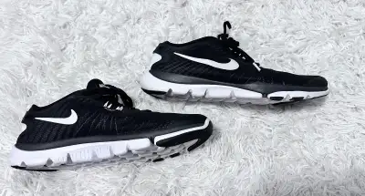 Nike Flex Supreme TR 4 running shoes, View more