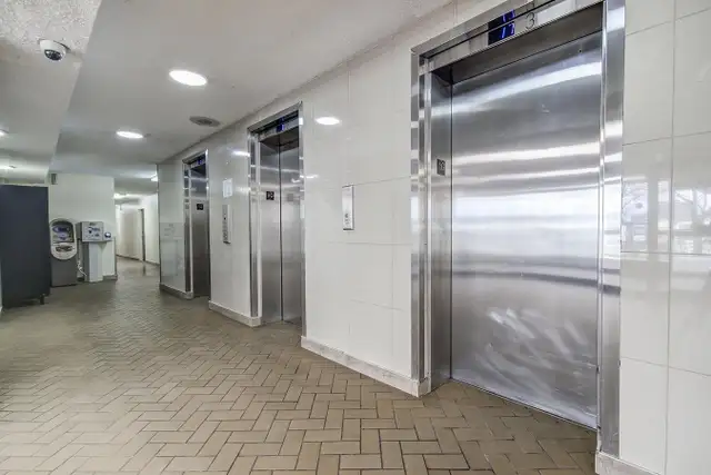 1 Bed 1 Bath Apartment in Long Term Rentals in Mississauga / Peel Region - Image 2