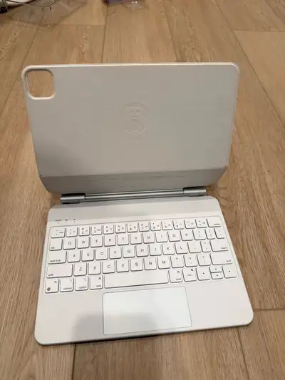Apple Magic Keyboard, View more