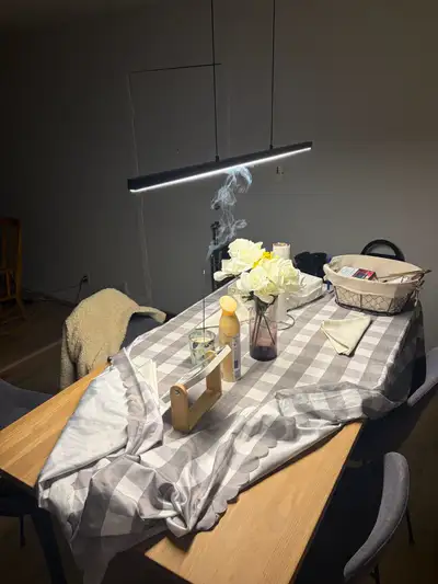 Table à manger moderne avec 4 chaises , View more