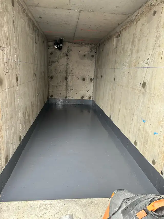 Epoxy flooring & Traffic topping - Free quote64523620316675123