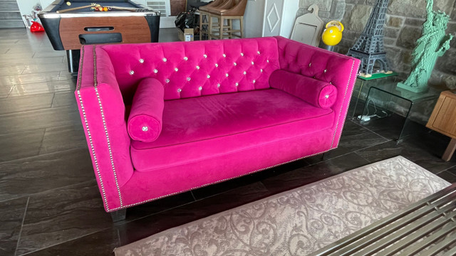 Custom Made Bright Pink Sofa Couches Loveseat  in Couches & Futons in Kawartha Lakes - Image 2