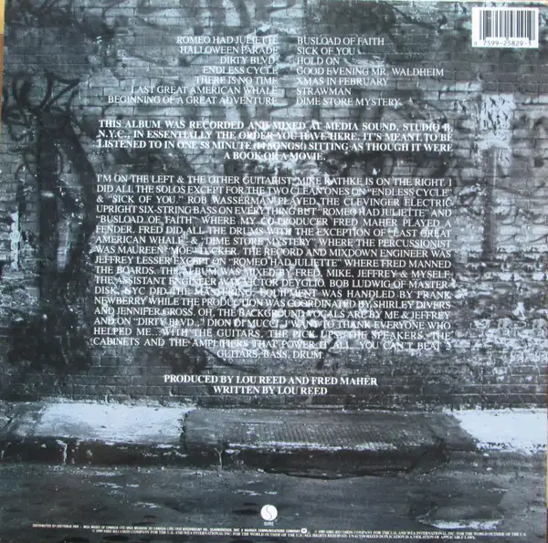Lou Reed - "New York" Original 1989 Vinyl LP in Arts & Collectibles in Ottawa - Image 3