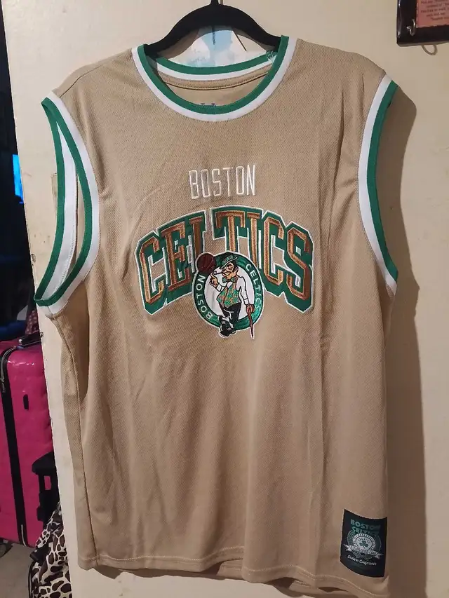 New!!! Boston Celtics NBA Ultra Game Jersey (Size: L)