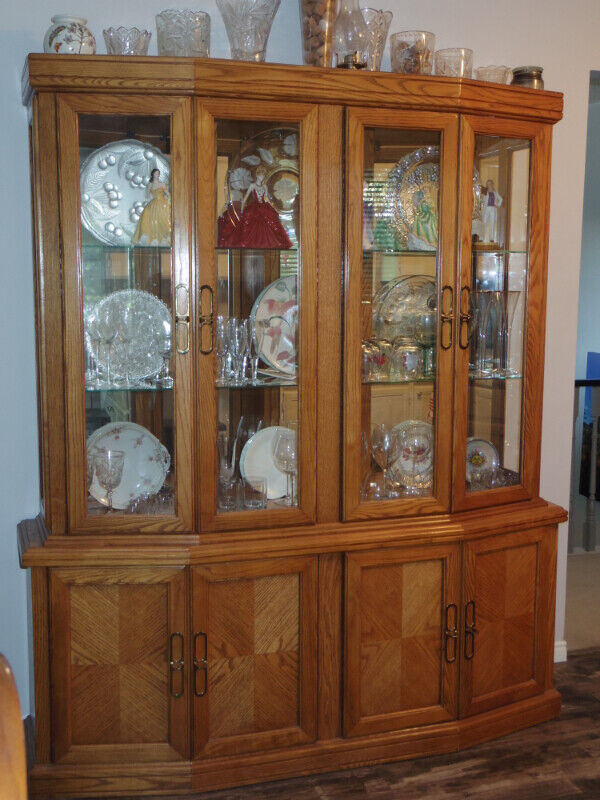 Solid Oak Dining Room Table and Hutch Set Dining Tables & Sets