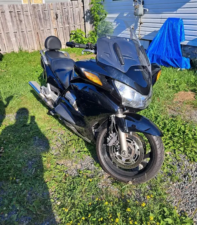 2006 Honda ST1300 in Sport Touring in Timmins - Image 3