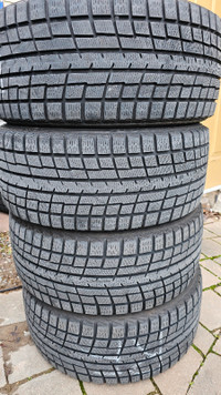 245/40/19 Yokohama winter tires 85% tread