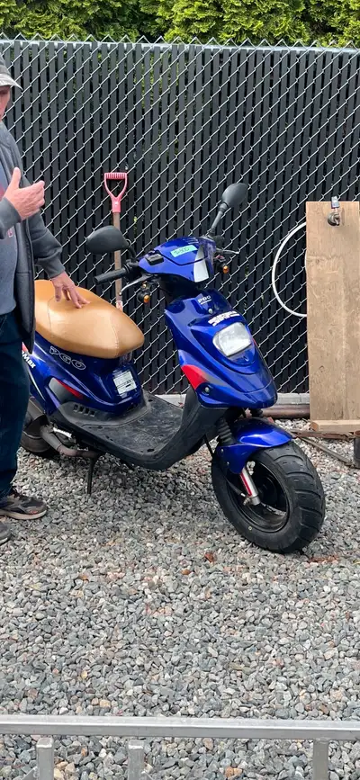 Needs a battery* runs on a jump No papers, may be able to get from previous owner 500 take it or lea...