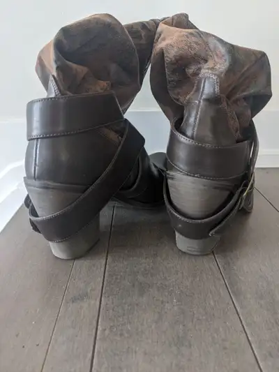 SPRING OR FALL STYLISH BOOTS., View more