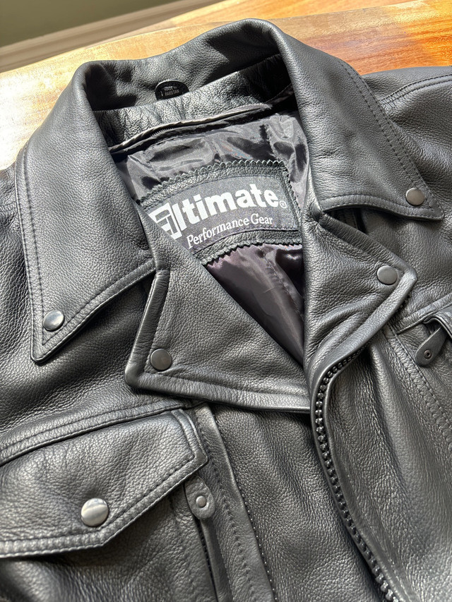 Leather motorcycle jacket size XL excellent condition  in Men's in Oshawa / Durham Region - Image 2
