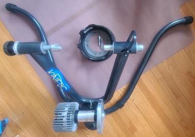 For sale is a Kurt Kinetic Rock and Roll bike trainer (non-smart) in very good condition. This quiet...