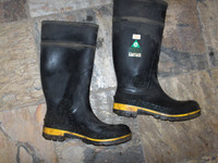 BAFFIN Men's Size 9 Steel Toe Rubber Boots