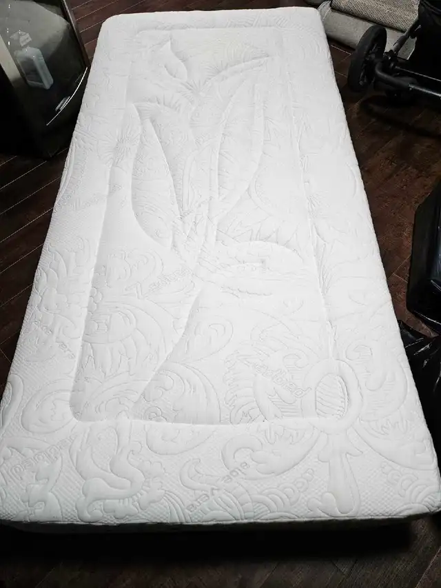matelas simple Zedbed Baltica in Beds & Mattresses in Longueuil / South Shore - Image 2