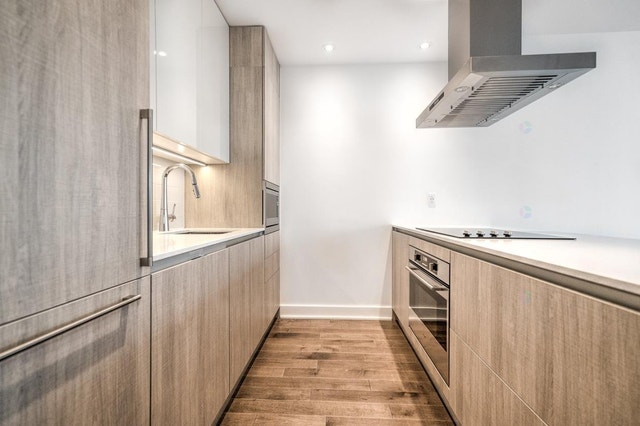 Beautiful 1-Bedroom Condo | Le Drummond Phase 2 | Downtown MTL — photo 2
