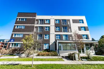 Sublet for May–August 2026 (Spring Term) Address: 392 Albert Street Available: May 1 – August 31, 20...