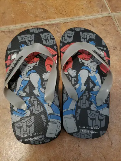 ••• FOR SALE ••• Kids size 6 (suitable for 3-5 year olds) Tranformers slippers / flip flops Other ki...