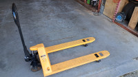 Pallet Jack - H 1043 U-Line 5500 Lbs. works perfect, good cond.