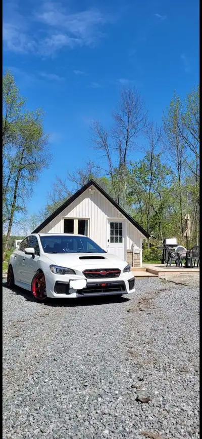 Selling TE37SL in red Spec: 18x10 +40 114.3 Came off of 2018 wrx sti One wheel has curb rash, the re...