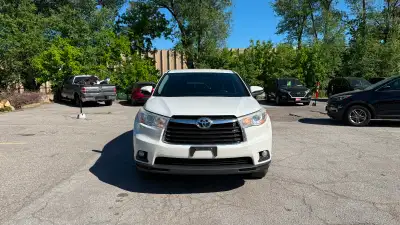 2016 Toyota Highlander LE • Single Owner | No Accidents • Spacious 8-Passenger Seating • 6.1-inch Di...