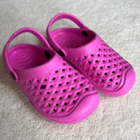 Toddler Sz 7 Pink Rubber Clog Shoes/Sandals GUC