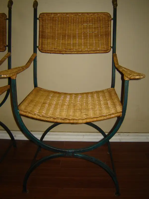 Patio Chairs (Wrought Iron) in Patio & Garden Furniture in Gatineau - Image 3