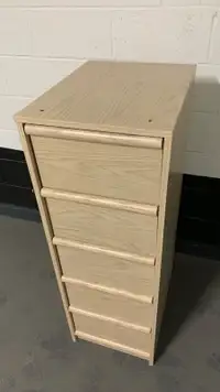 *Free Delivery/ Tall Dresser with Five Drawers - Lots of Storage