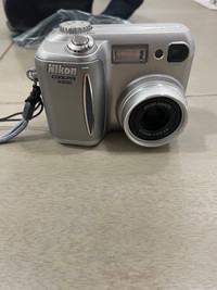 Nikon Coolpix 4300 Camera