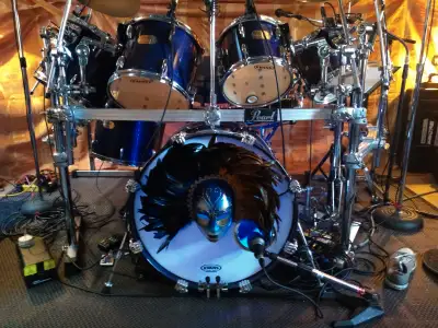 Old school drummer available, View more