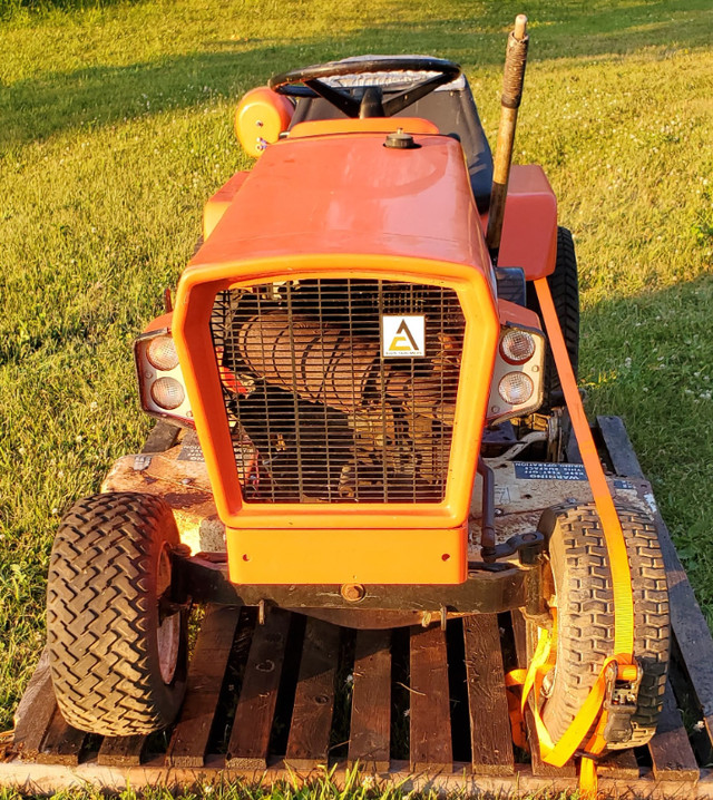 Allis Chalmers AC712H Hydrostatic Garden Tractor - RESTORED in Lawnmowers & Leaf Blowers in Markham / York Region - Image 3