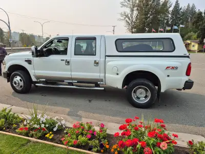F350 Superduty Diesel 6.4 Ltr V8 Dually with locking canopy, full box liner, tonneau cover Air condi...