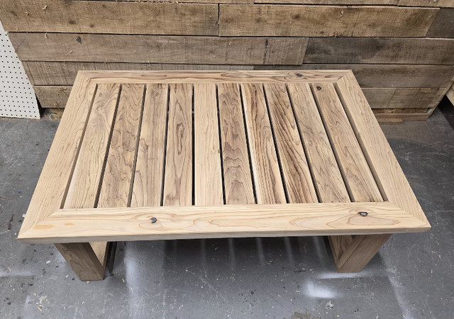 Handmade Cedar Outdoor Coffee Table in Coffee Tables in Saskatoon - Image 2