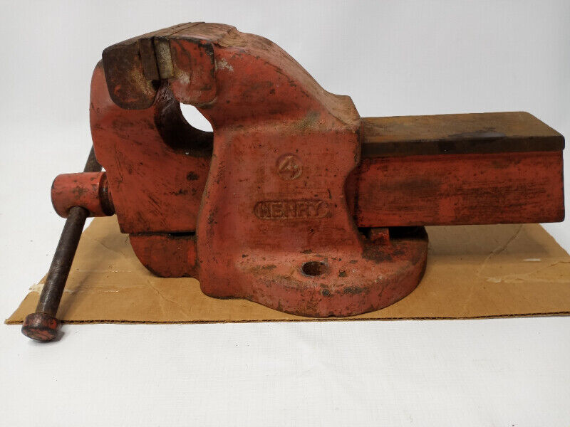 Vintage Made in Canada Henry No. 4 Machinist Bench Vise Hand Tools Kitchener / Waterloo Kijiji