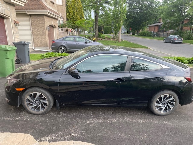 2018 Honda Civic LX 2Drs, 72000 km — photo 5