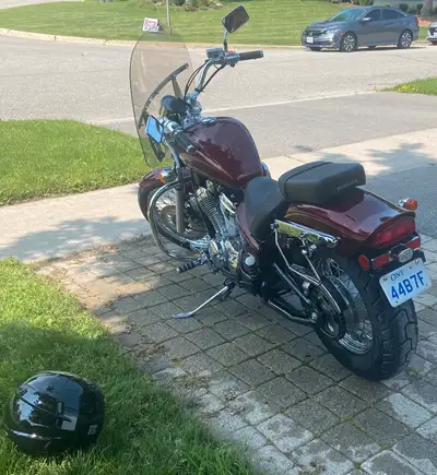 Great beginner bike - light and easy to handle. Low miles, oil change and new battery done this year...