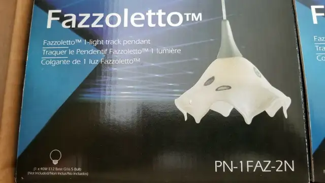 EasyLite Fazzoletto track pendant light - set of 4 in Indoor Lighting & Fans in Mississauga / Peel Region - Image 3