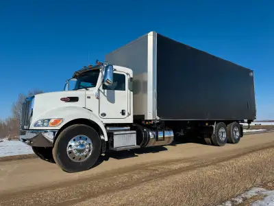 2020 Peterbilt 348 Curtain Side Truck 107,000 kms 4335 hours Paccar PX9 10 speed manual 14,600 front...