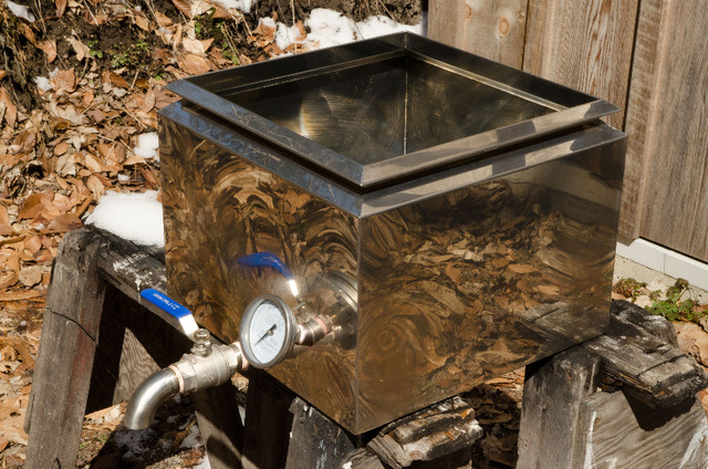 Maple syrup propane-finishing pan in BBQs & Outdoor Cooking in Kitchener / Waterloo