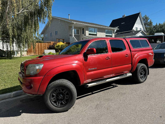 2009 Toyota Tacoma SR5 Manual transmission. in Cars & Trucks in Calgary - Image 4