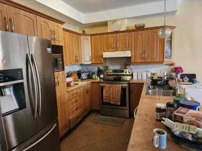 Room for Rent – Clean, Calm & Comfortable $900/month (Flexible)