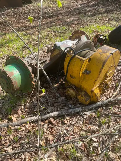 664 Clark winch with control valve! Front complete differential and rear pumpkin! $3000