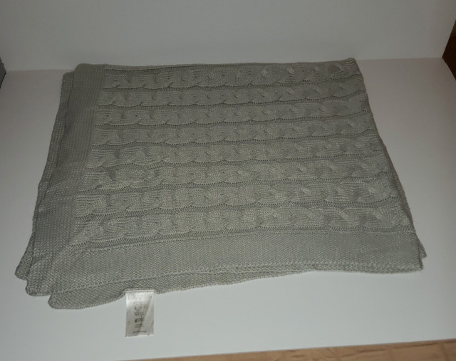 Koala Baby Grey Blanket Weave Sweater Knit Diamond Patterns in Cribs in Truro - Image 3