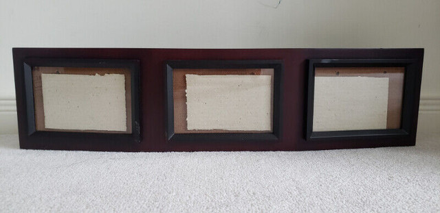 Mountable 3-photo wooden frame in Home Décor & Accents in Mississauga / Peel Region