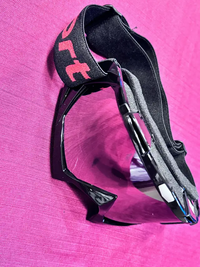 Ski bike ride Goggles in Ski in Mississauga / Peel Region - Image 6